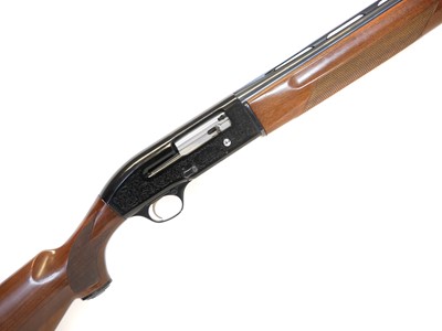 Lot 393 - Beretta A.302 12 bore semi-auto shotgun,...