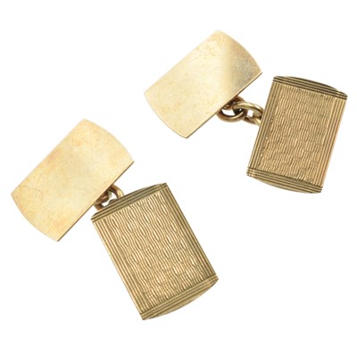 Lot 217 - 9ct gold textured cufflinks