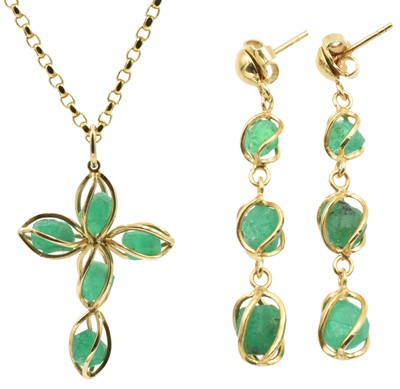 Lot 43 - A 14ct gold rough emerald cross pendant and earring set