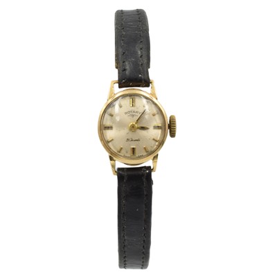 Lot 241 - A 9ct gold ladies rotary watch