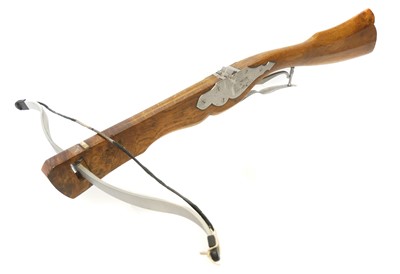 Lot 20th century copy of a 17th Century crossbow,...