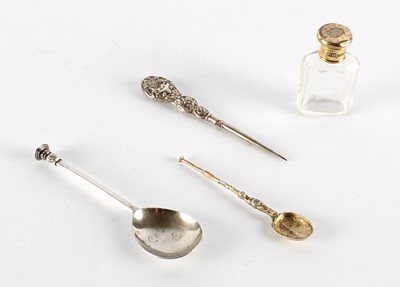 Lot 6 - A Small Group of Silver