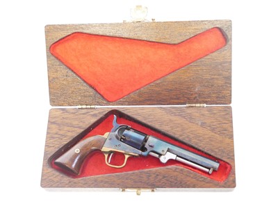 Lot Miniature model of a Colt Navy, unmarked but...