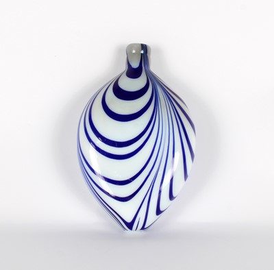 Lot A Victorian Nailsea Glass Flask