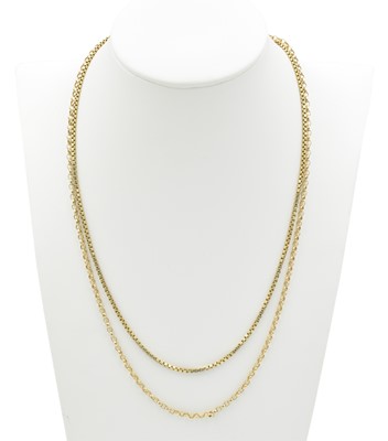 Lot 162 - A selection of two 9ct gold chains