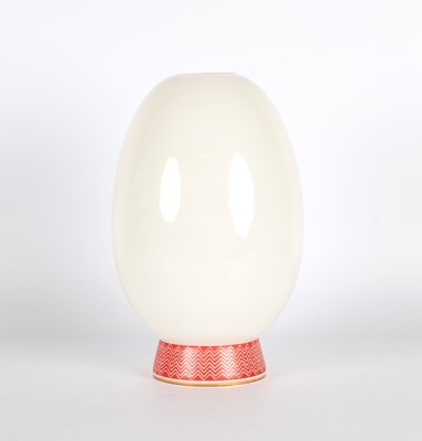 Lot 210 - 'Chinese Lantern' Pendant Glass Lampshade