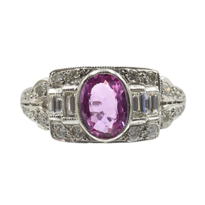 Lot 215 - A pink sapphire and diamond Art Deco ring, set in platinum