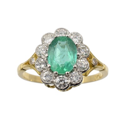Lot 26 - An 18ct gold Victorian emerald and diamond cluster ring