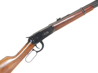 Lot Winchester model 94AE .38 / .357 Magnum lever...