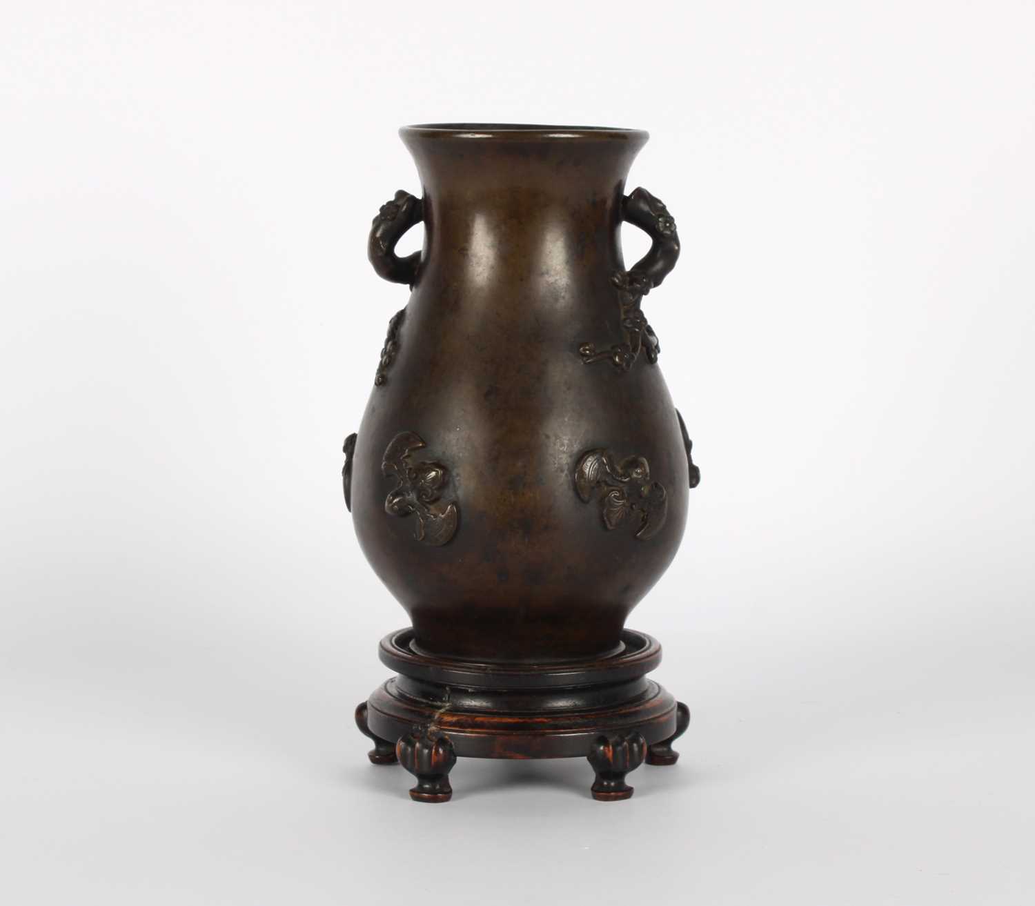 Lot A Chinese Qing Dynasty Bronze 'Five Bats (五隻蝙蝠)' Vase