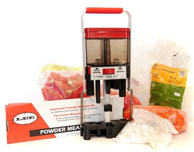 Lot Lee Loadall shotgun reloading press, a set of...