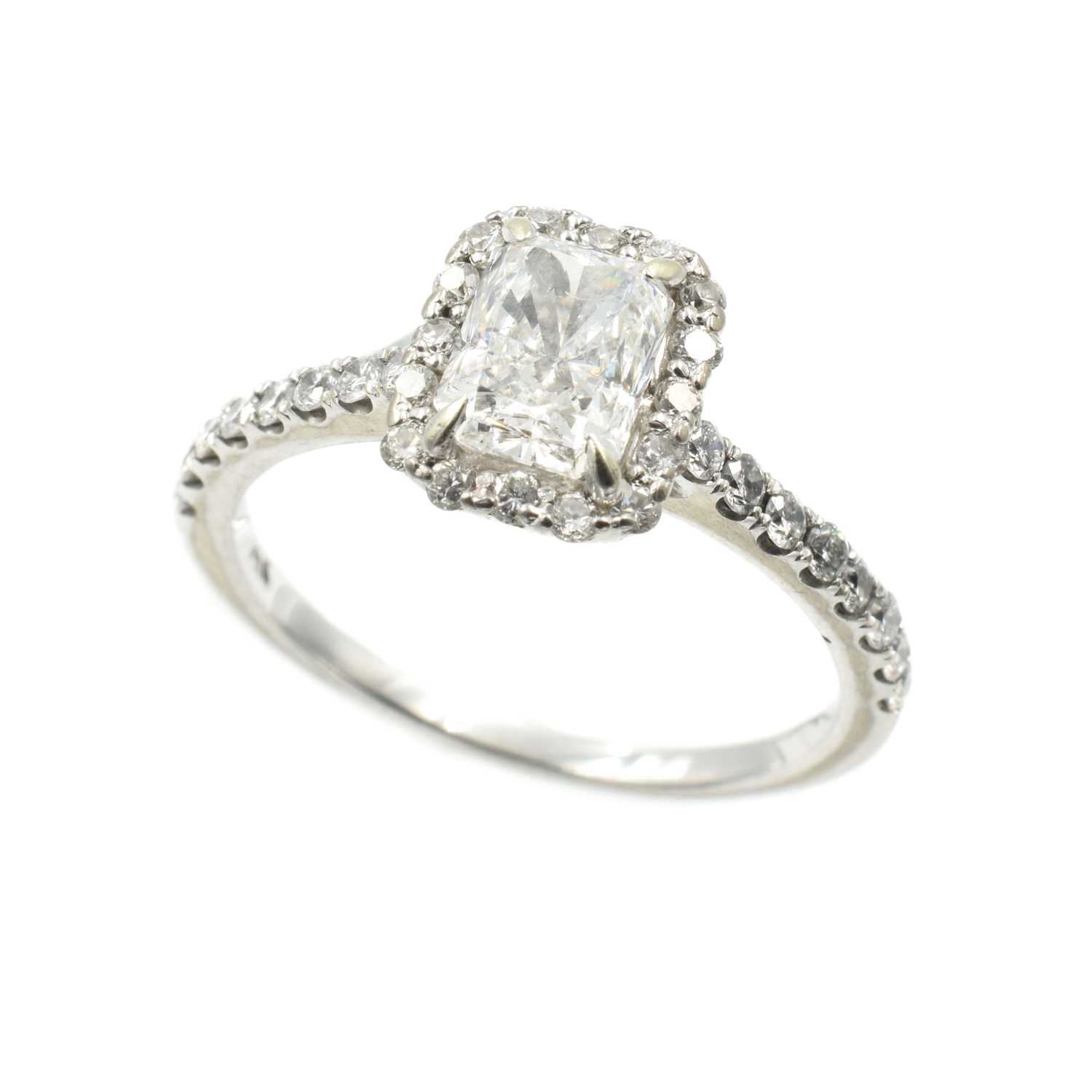 Lot A 1.00ct solitaire diamond ring set in 14ct white gold