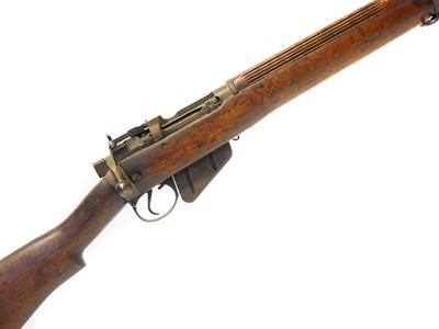 Lot Deactivated Long Branch Lee Enfield No.4 MkI* ....