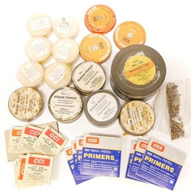 Lot 790 - Collection of assorted rifle, pistol and...