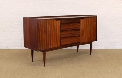 Lot 271 - Richard B. Hornby for Fyne Ladye Furniture Ltd.