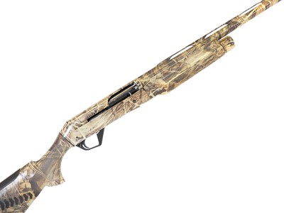 Lot Benelli Black Eagle II 12 bore semi-automatic...