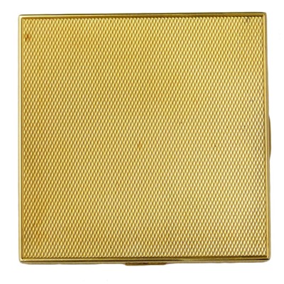 Lot 332 - An 18ct gold powder compact by Van Cleef & Arpels