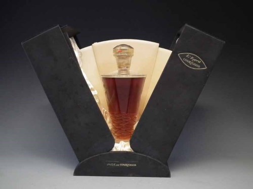 Lot 35 - Lalique courvoisier 70cl.