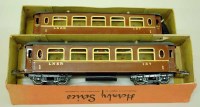 Lot 30 - Hornby Series O gauge, two No.2 Saloon coaches No.137 in LNER brown livery, boxed. (2)