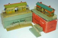 Lot 35 - Two Hornby Series O gauge stations, Reading and