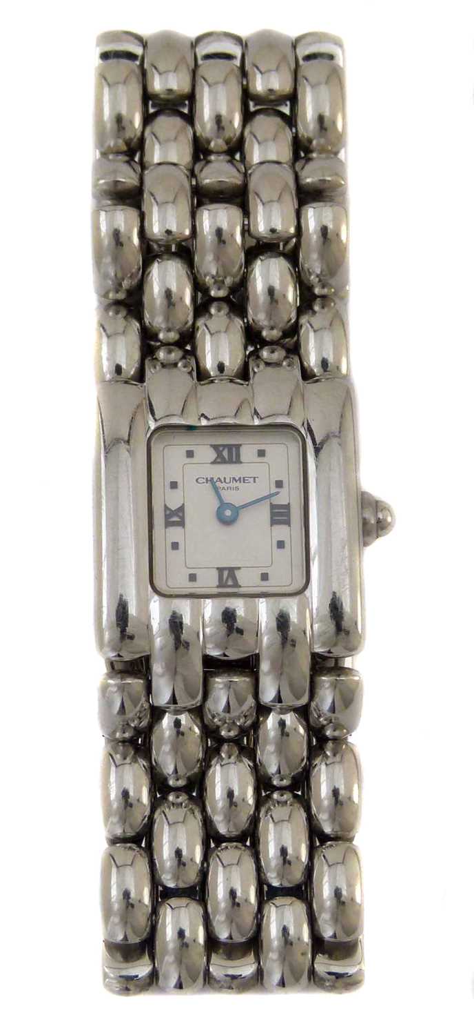 Lot 414 - A stainless steel Chaumet Khesis wristwatch