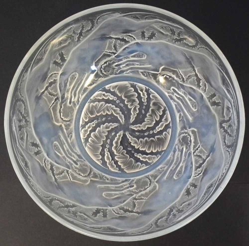 Lot 93 - Lalique bowl.