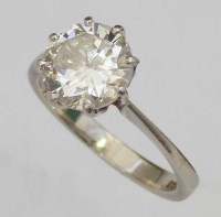 Lot 313 - Single stone diamond ring, approx 2.2ct set in