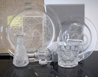 Lot 62 - Lalique glass, to include a 1974 year plate with