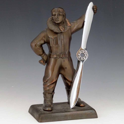Lot 39 - Table lighter in the form of an Airman.