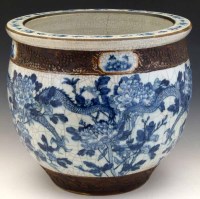 Lot 341 - Large Chinese blue and white crackled jardiniere.