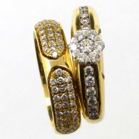 Lot 366 - Diamond cluster ring and a diamond set wedding