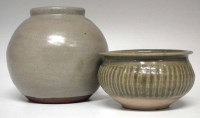 Lot 193 - Katherine Pleydell-Bouverie (1895-1985) bowl