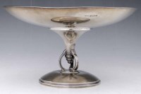 Lot 266 - A George VI silver tazza by Deakin & Francis