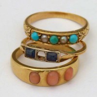 Lot 290 - Coral ring; turquoise ring; sapphire ring (stone