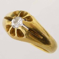 Lot 229 - 18ct gold single stone old cut diamond ring