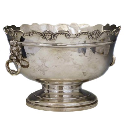 Lot 264 - An Edward VII silver punch bowl