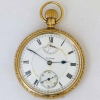 Lot 351 - Waltham 9ct gold engraved pocket watch
