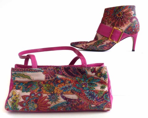 Lot 456 - Gina pink floral bag and matching boots