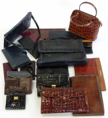 Lot 460 - A collection of vintage and retro clutch bags