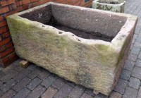 Lot 798 - Stone trough 149 x 92 x 60cm.