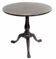 Lot 567 - George III red walnut snap-top table