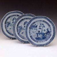Lot 149 - Three Chinese export blue and white plates