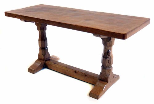 Lot 517 - Mouseman table