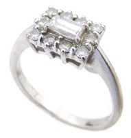Lot 365 - 18ct white gold diamond ring