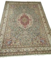 Lot 882 - Large multi coloured carpet