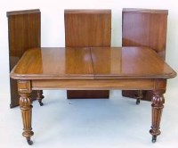 Lot 883 - Victorian wind out dining table, three leaves