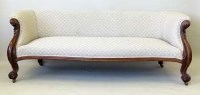 Lot 886 - Victorian couch