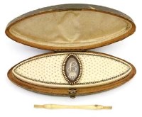 Lot 1 - Gold and ivory memoriam box in case.