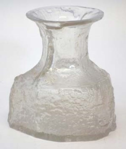 Lot 81 - Timo Sarpaneva glass bottle vase