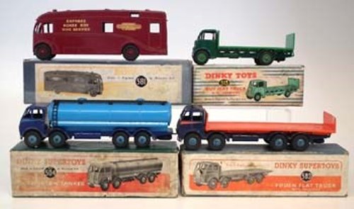 Lot 48 - Dinky boxed models 504, 581, 503 (unusual colour)